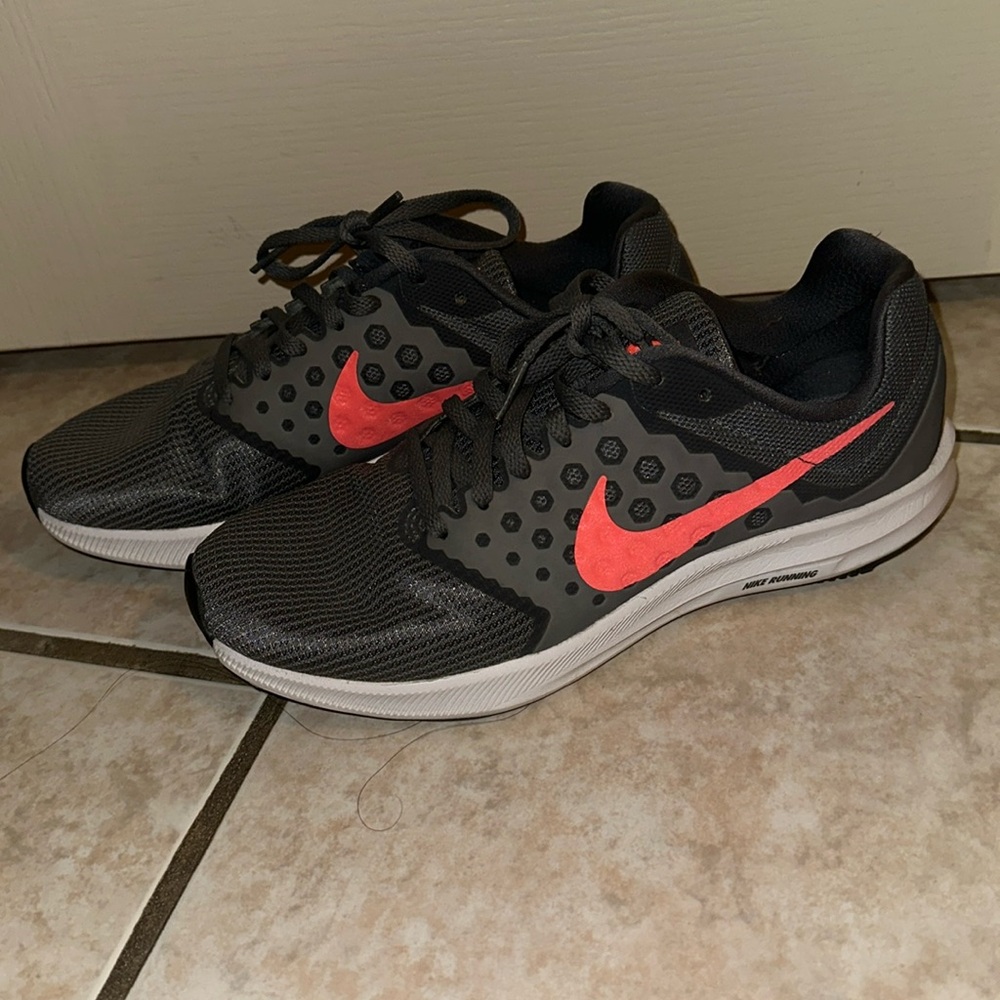 Nike DownShifter 7